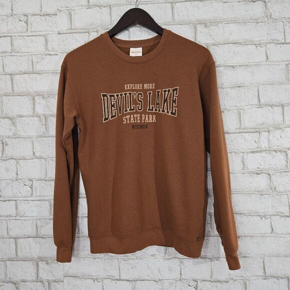 Tops - Devil's Lake State Park sweatshirt